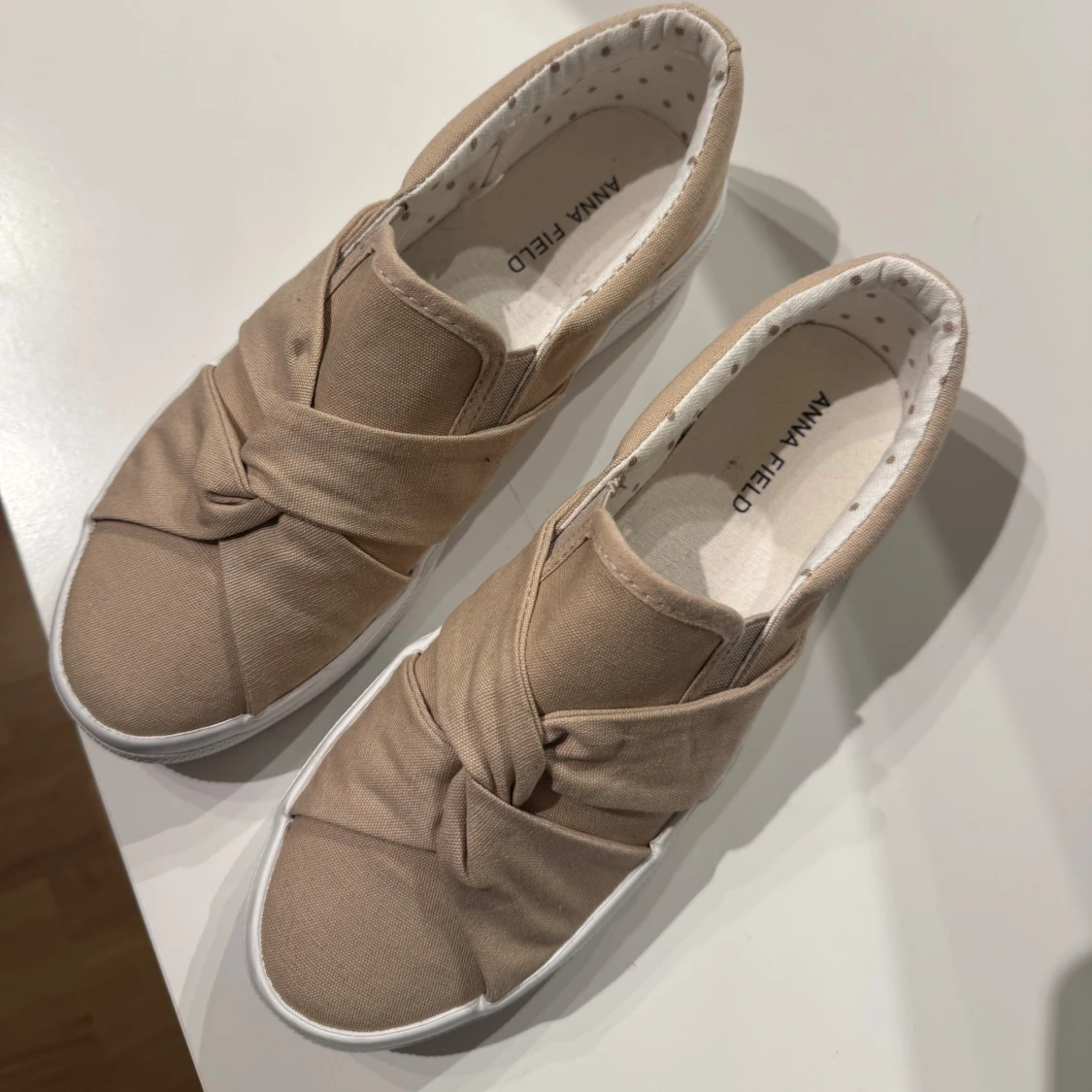 Beige skor från Anna Field - 1