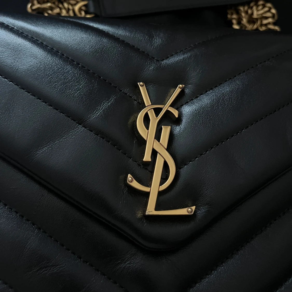 Svart quiltad ysl väska 25cm - 1