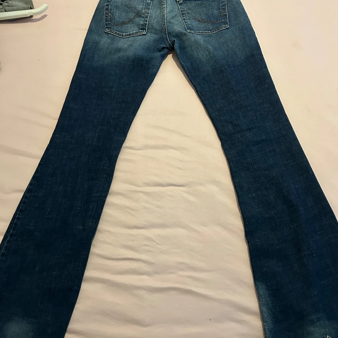 Blå bootcut jeans från Only - 1