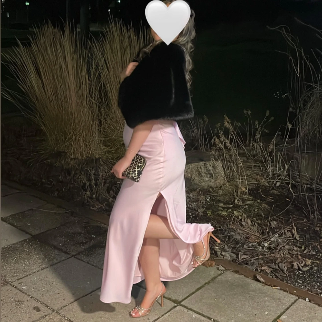 Ljusrosa långklänning med volang - 4