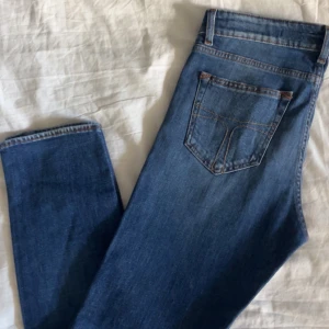 Tiger of sweden jeans  - Slim jeans - Tiger of sweden - Storlek: 28/32 - Nyskick (aldrig använda) - Nypris: 1799kr - Mitt pris: 499kr - hör av dig vid funderingar💫