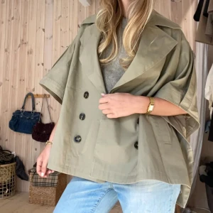 Cape - SUPER snygg!!