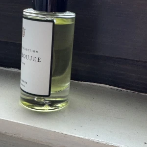 Curiosa Neway Bad n Boujee - Doftar som Marshmallow blush! 