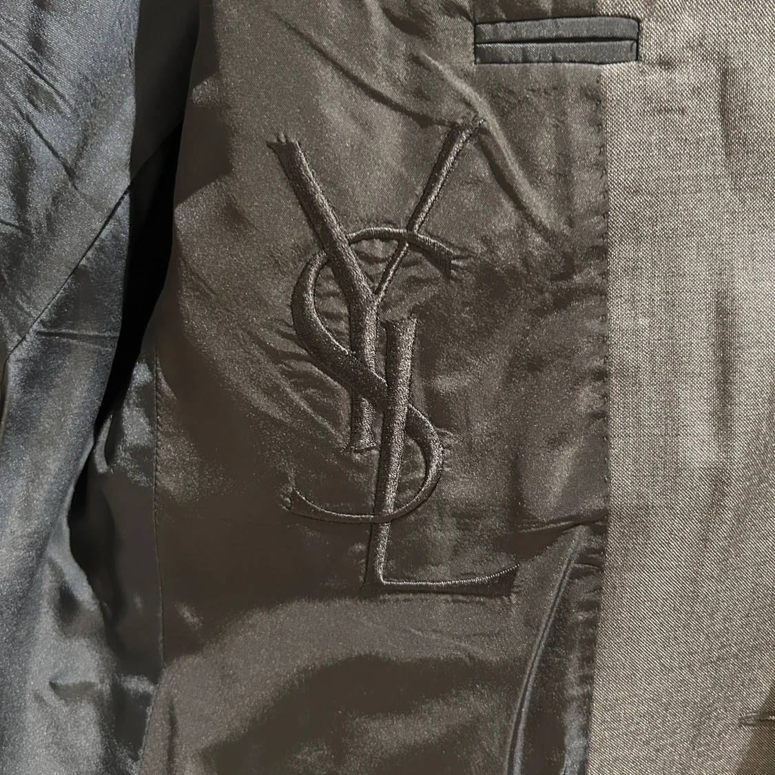 Grå vintage kavaj från Yves Saint Laurent - 3