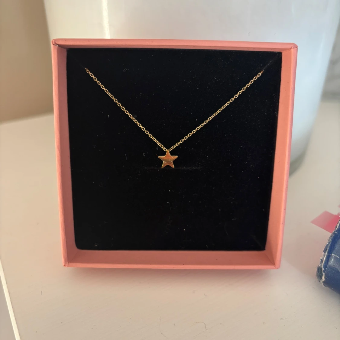 Guldhalsband med stjärnhänge - 1
