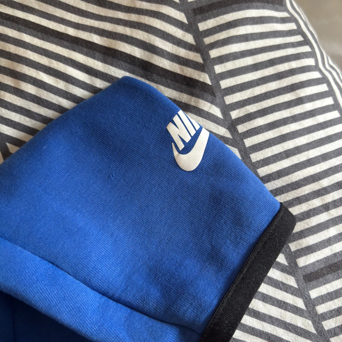 Nike tech fleece hoodie - 3