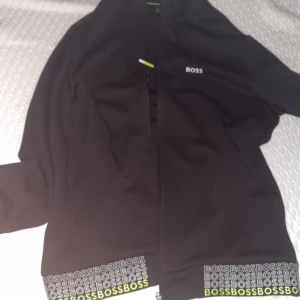 Hugo boss kofta värd 2000 tusen - Byt stil smak den e perfekt