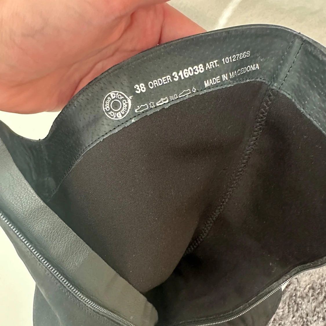 Svarta mockastövlar storlek 38 - 3