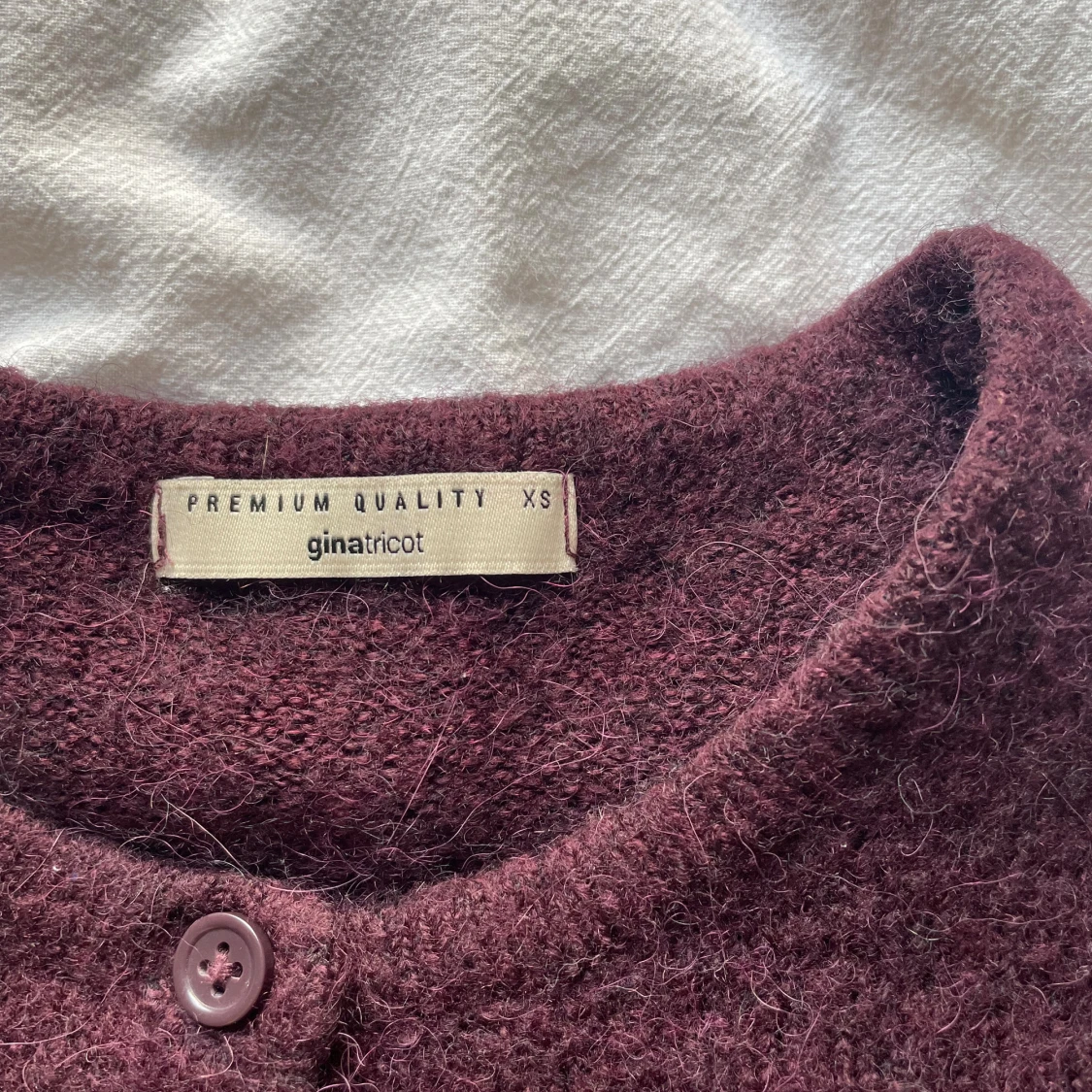 Vinröd kofta från Gina Tricot XS - 1