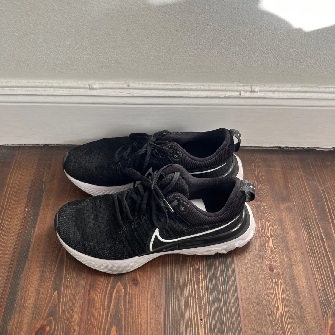 Svarta Nike React sneakers