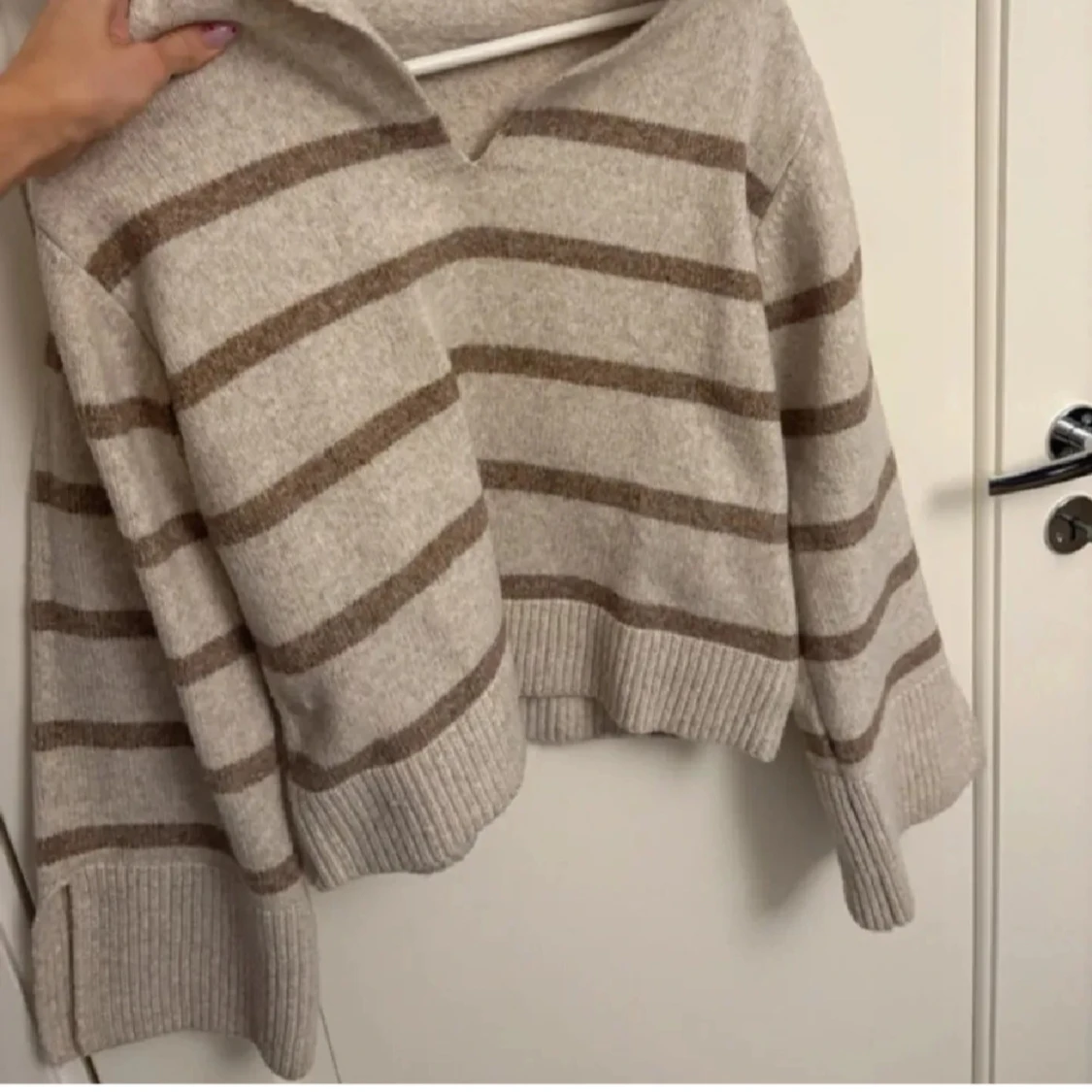 Beige och brun randig tröja Gina tricot  - 1