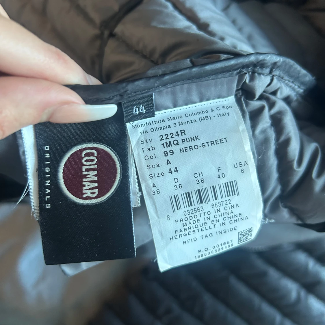 Svart dunjacka från Colmar - 3