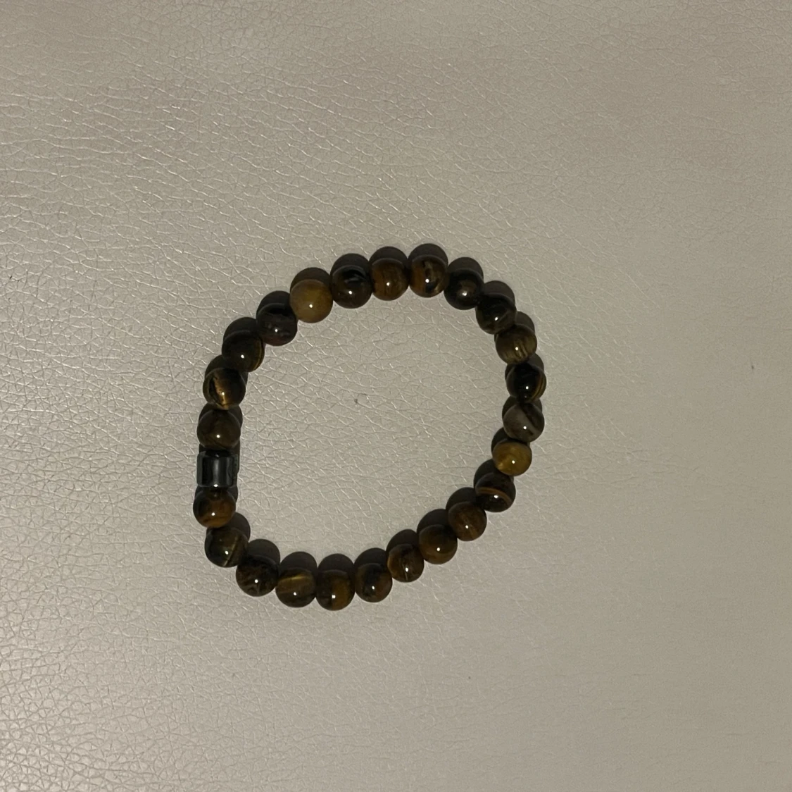 Pärlarmband allcap1