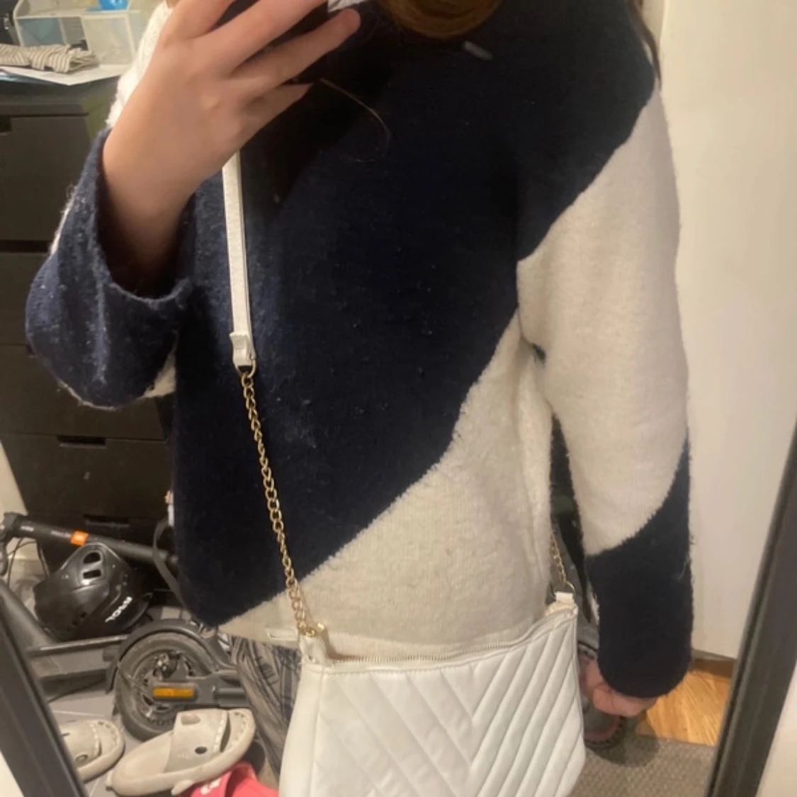 Vit quiltad axelväska - 4