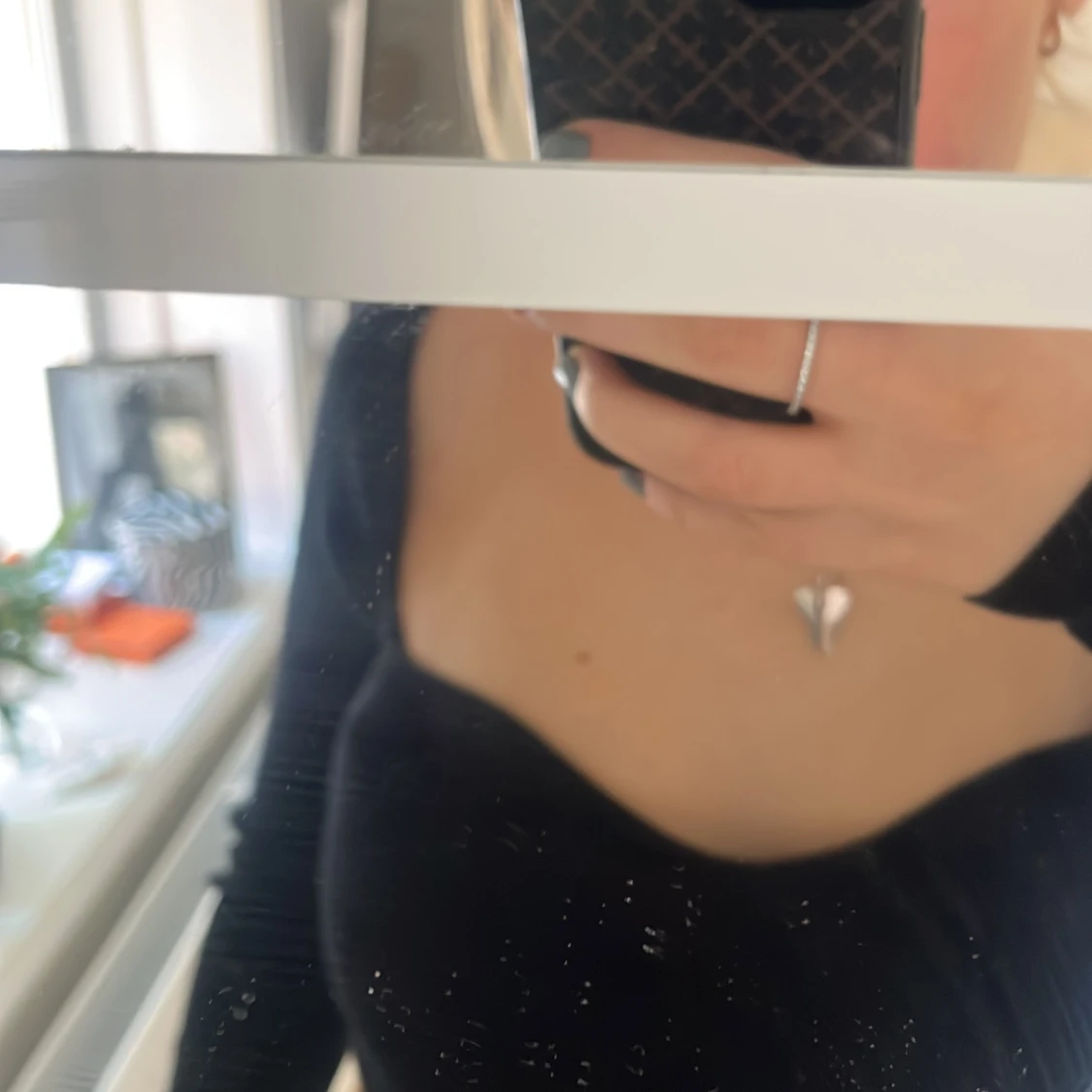 Svart ribbad topp - 1