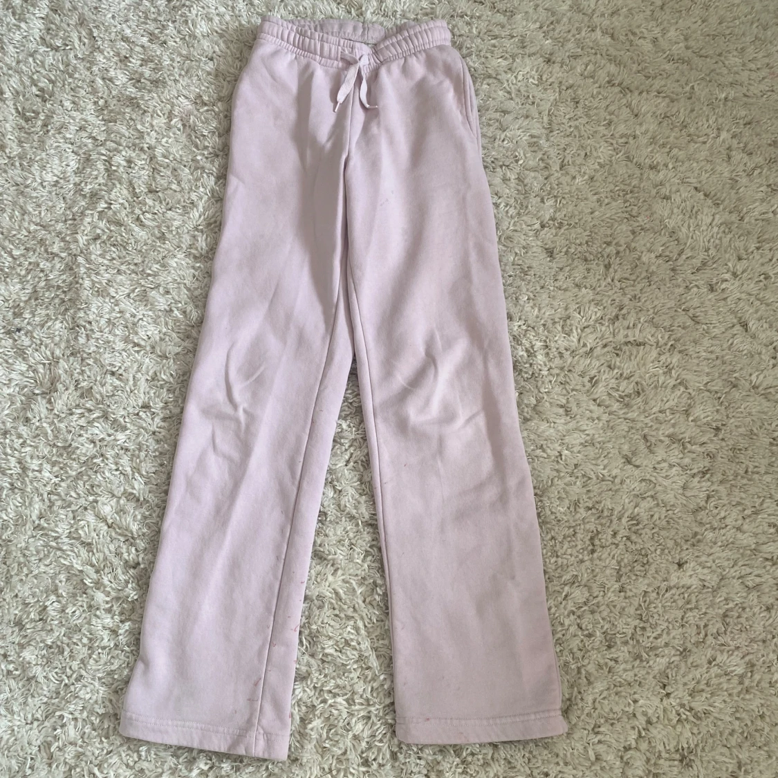 Ljusrosa mjukisbyxor med snörning - 2