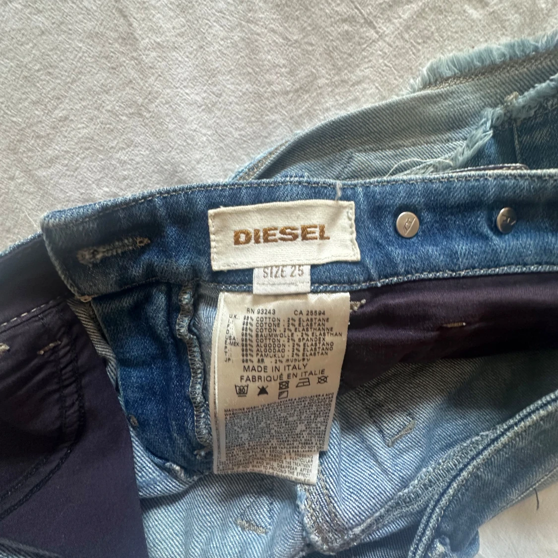 Blå jeansshorts från Diesel - 2