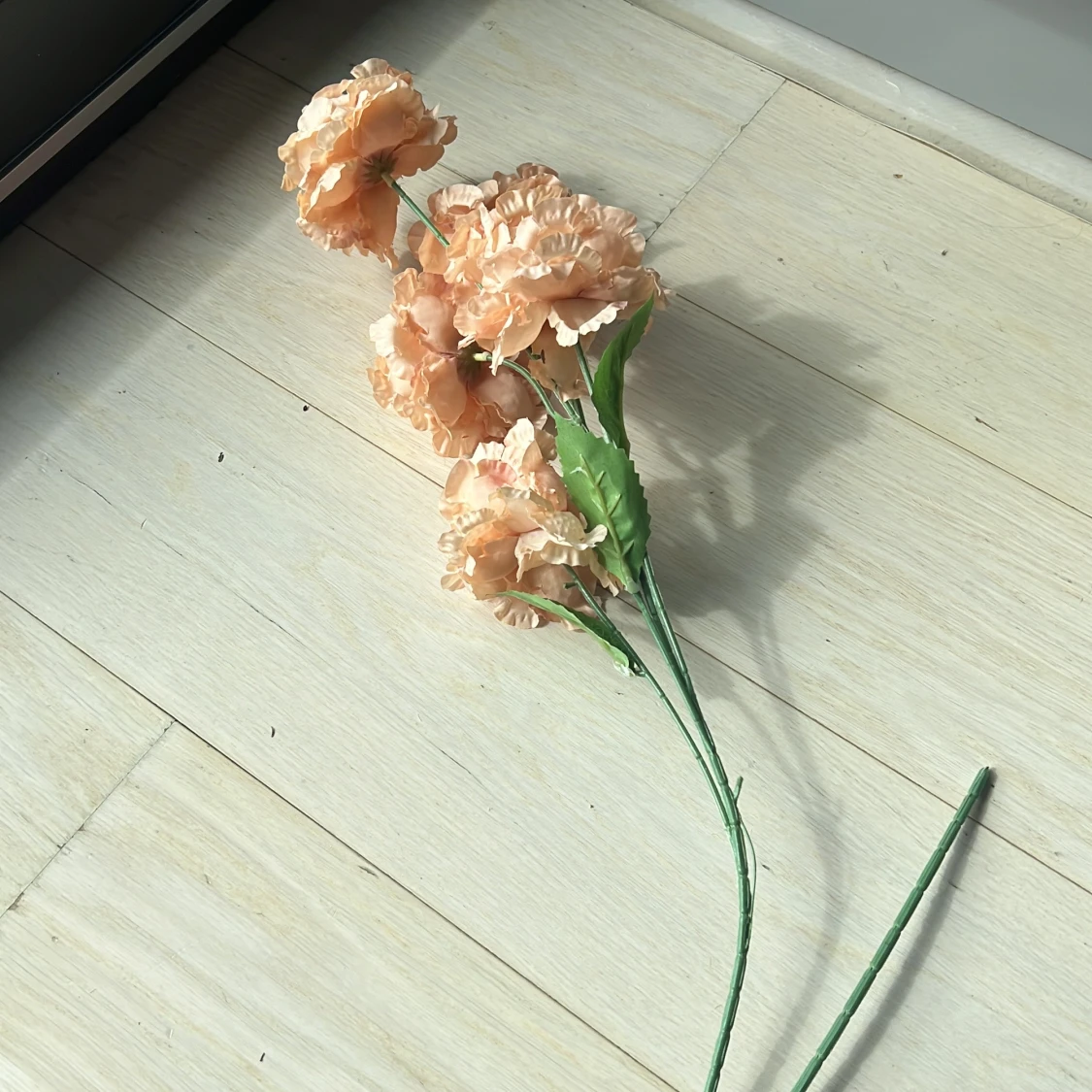 Rosa oanvänd plastblomma - 4