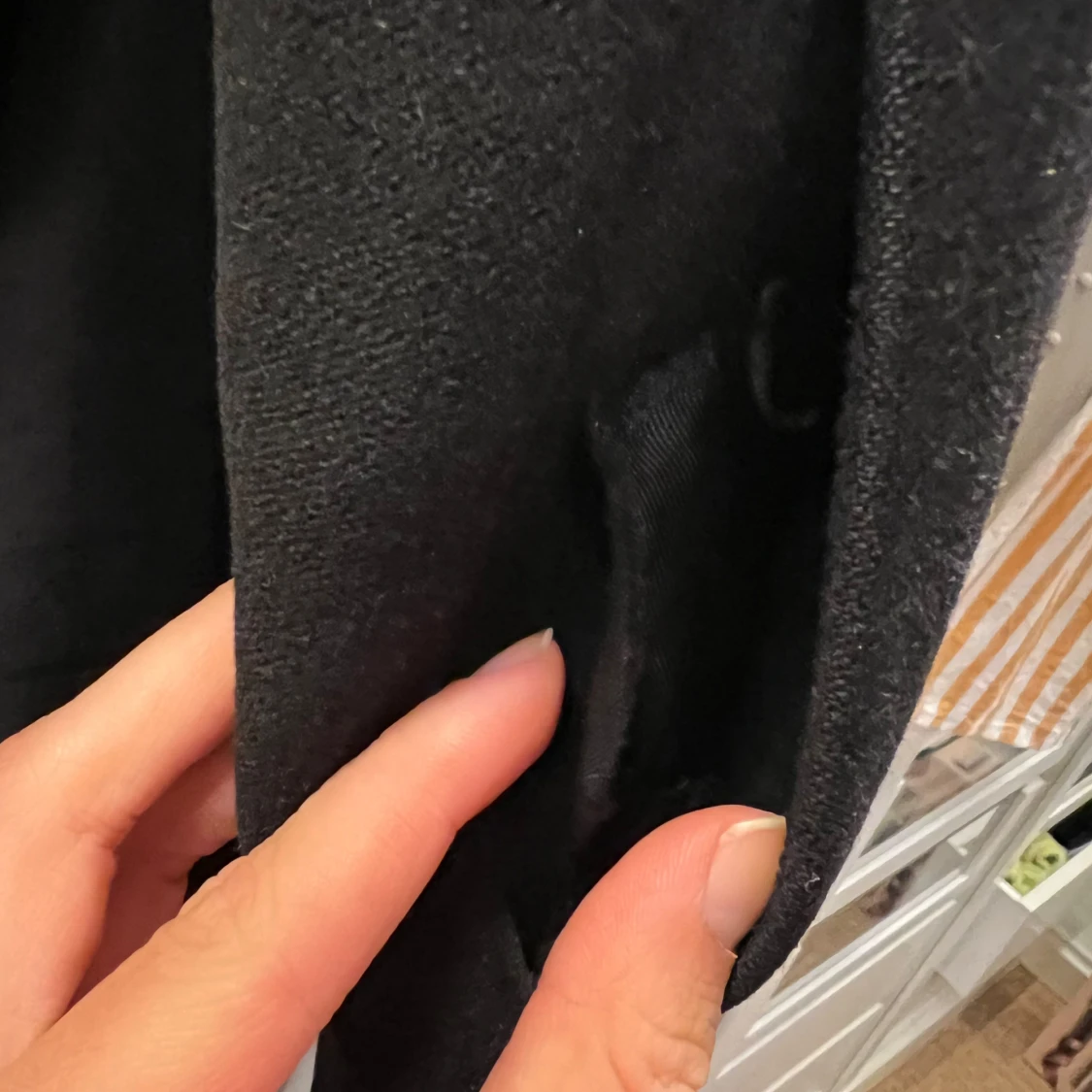 Svart kappa i ullmix - 2