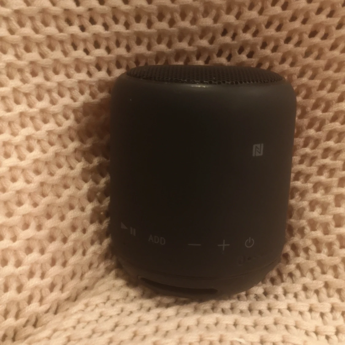 Vattentät Sony högtalare, (Sony Xb10).  - 90