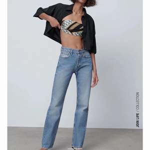 Ett par helt oanvända Zara Jeans som är slutsålda. Säljer pga de var för små. Dock är prislappen borta eftersom jag råka ta bort den.