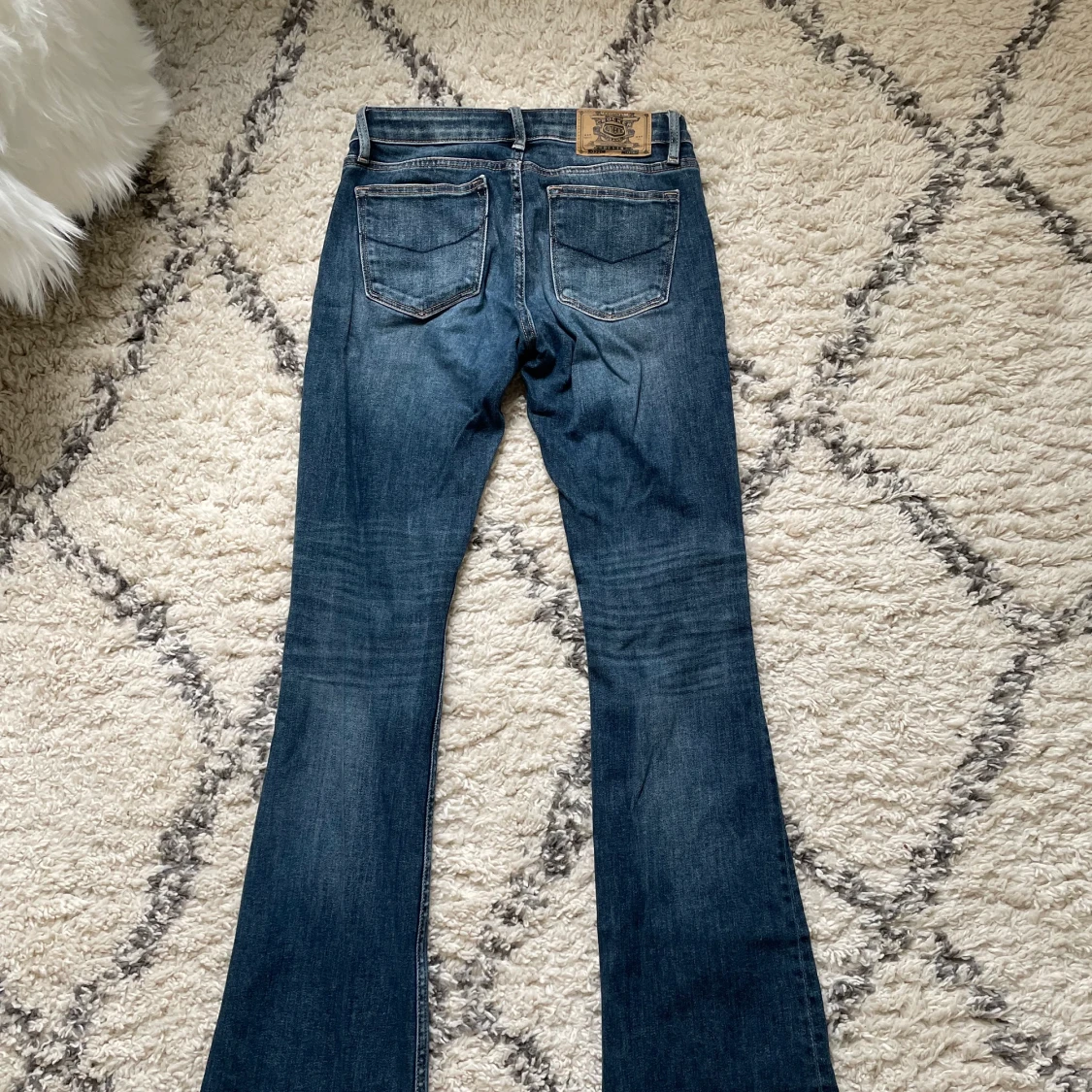 Crocker jeans strl 27/33 - 90