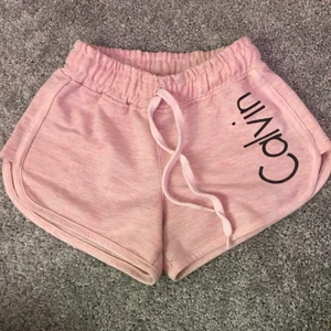 calvin klein shorts - Strl s men väldigt små i storleken, känns mer som xs 