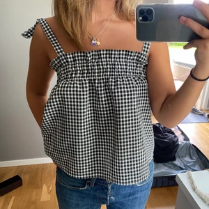 Rutigt linne - Säljer detta rutig linne, storlek XS, 150kr + frakt💕