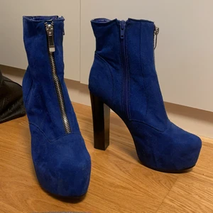 Nly skor - Jättesköna klackskor frå nly, strlk 37. Använda en gång men passar inte min stil