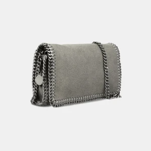 Stella McCartney falabella väska - Super söt väska i modellen Falabella från Stella McCartney