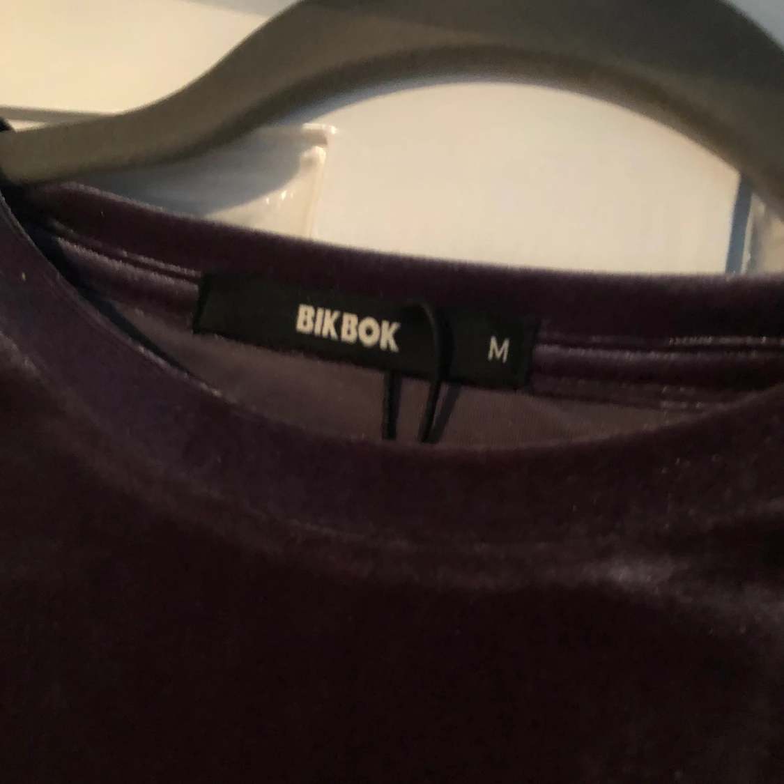 Kort t-shirt strl M - 90