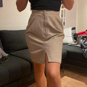 Kjol  - Kjol från kit, storlek 38 