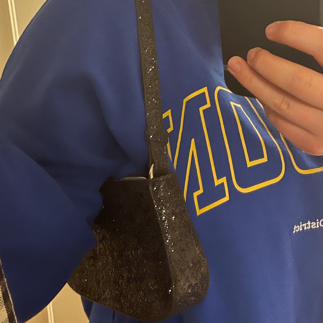 Glittrig väska - 90