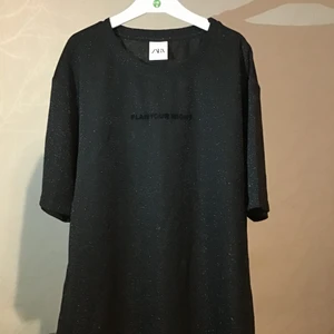 Storlek 42  - Fin,glittrig tagit på mej dej en gång 