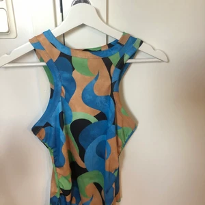 Linne - Säljer detta coola linne i storlek 36❤️