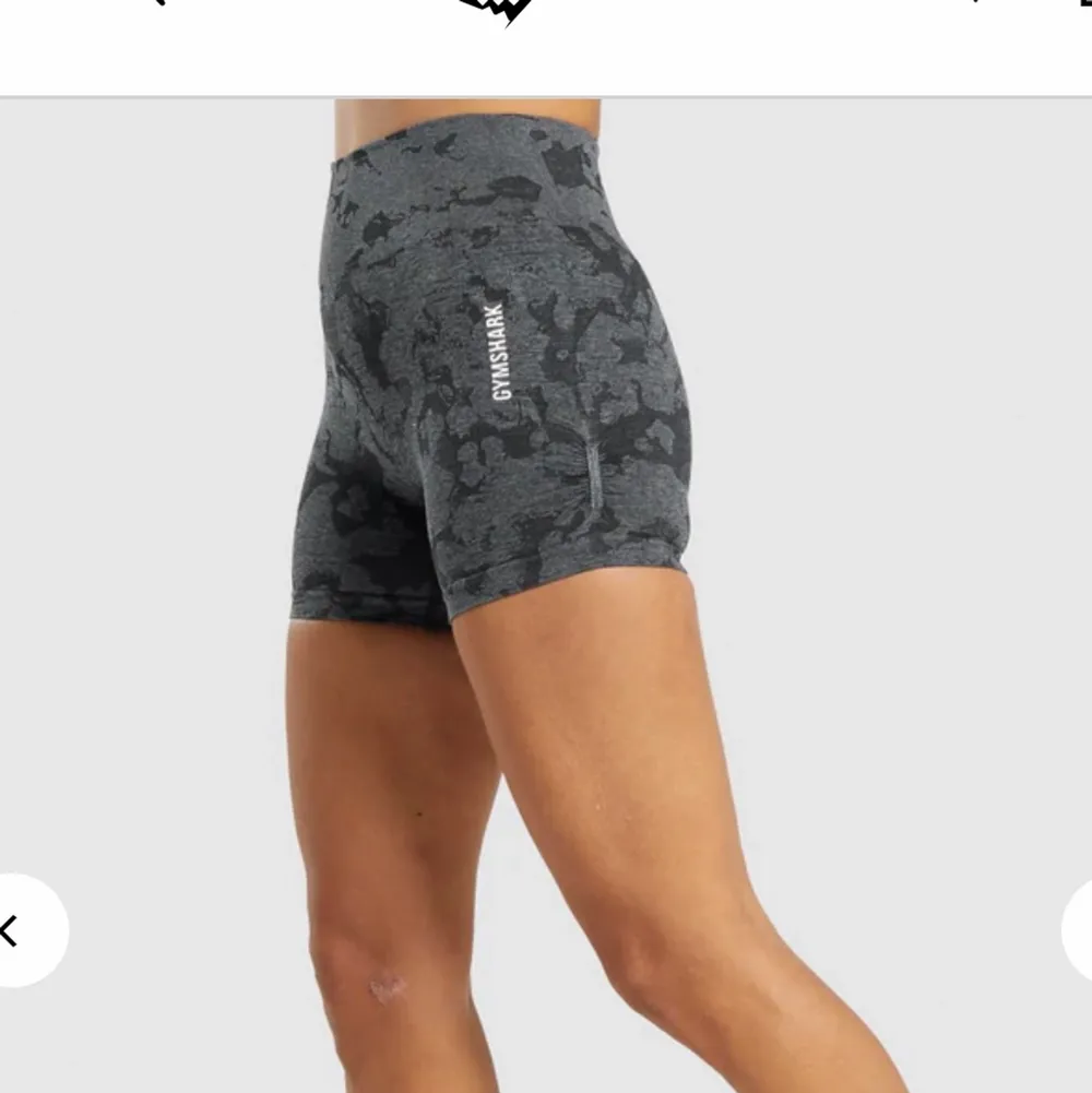 Supersnygga shorts från Gymshark som aldrig är använda! Väldigt stretchiga och sköna, säljer för att jag tycker de är för korta för min smak😊. Shorts.