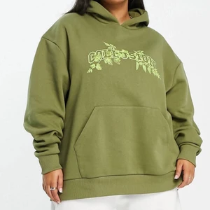 Oversize grön hoodie - En oversize jätteskön hoodie i fin grön färg:) säljer då jag beställde i fel storlek så den är endast provad! Otroligt skönt material!