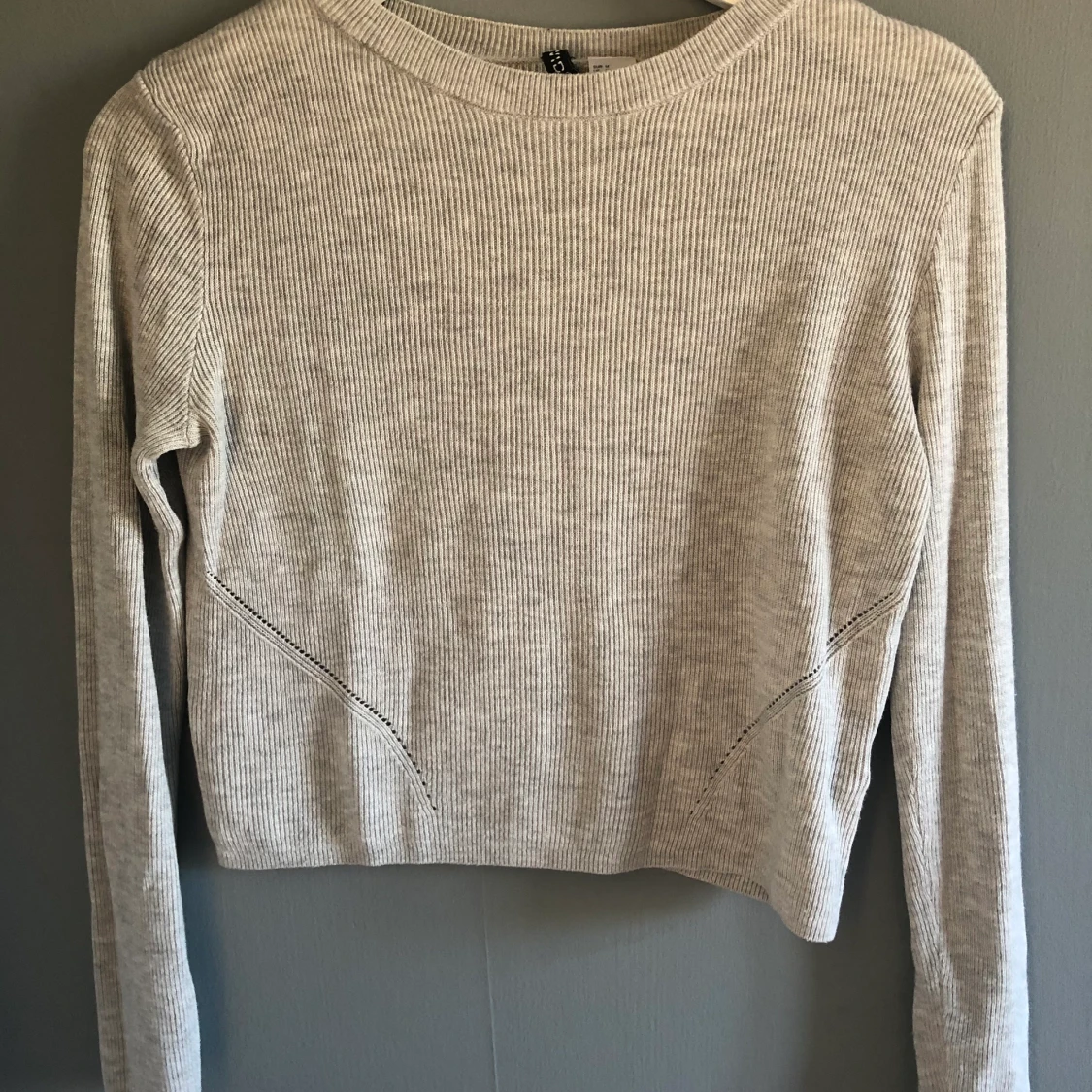 H&M grå tröja  - 90
