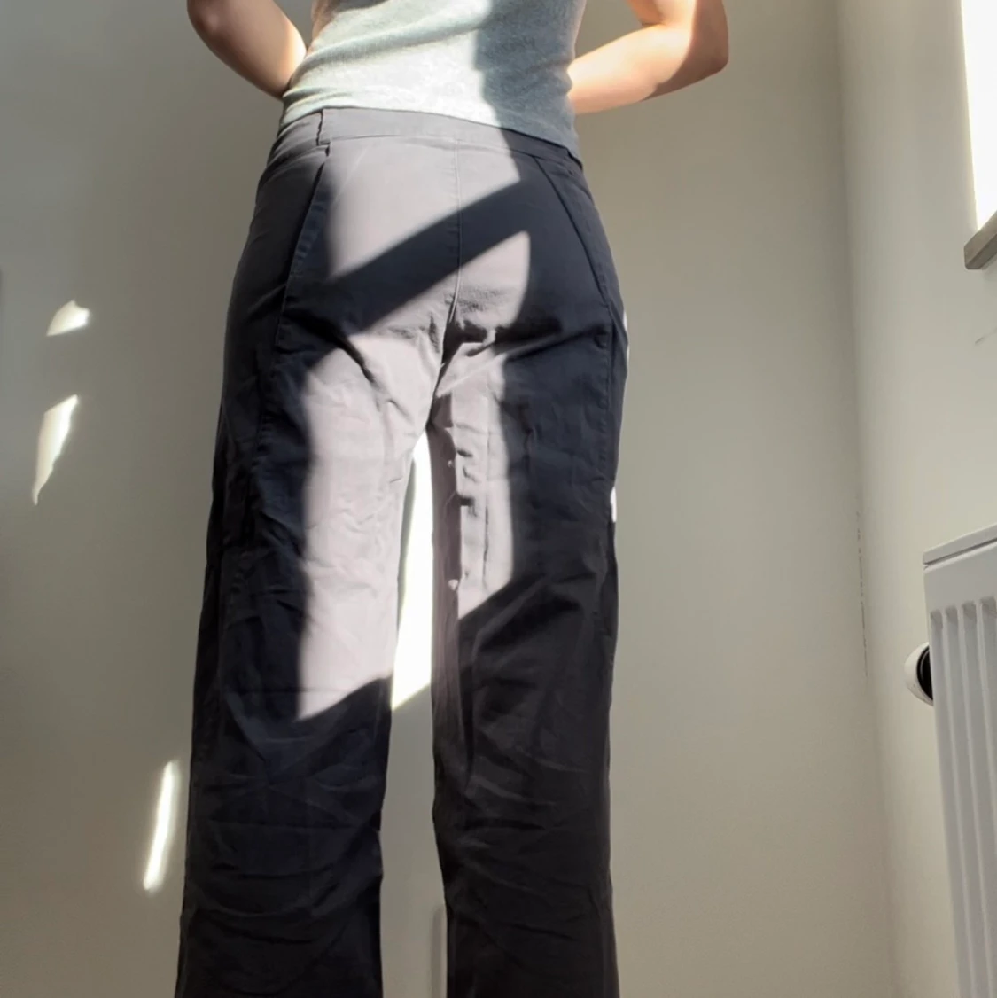 Lågmidjade grå byxor - 91