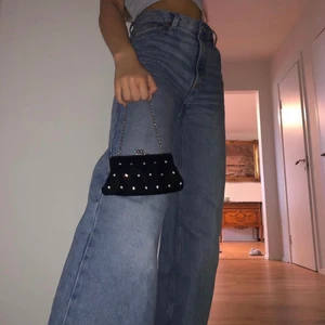Jeans - Jeans från Monki! precis som nya! 400kr FRI FRAKT