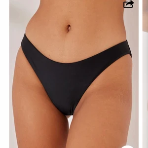 Bikini - Bikini från Nelly, super fin. Endast använd fåtal ggr under en semester på gran canaria! ❤️