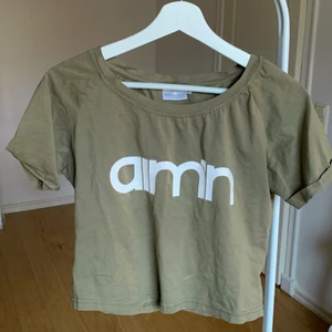 Tränings T-shirt Aimn - Väldigt fint skick