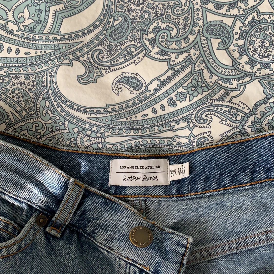 & other stories shorts - 90