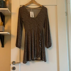 Sommarklänning  - Klänning från pull and bear storlek s oanvänd❤️