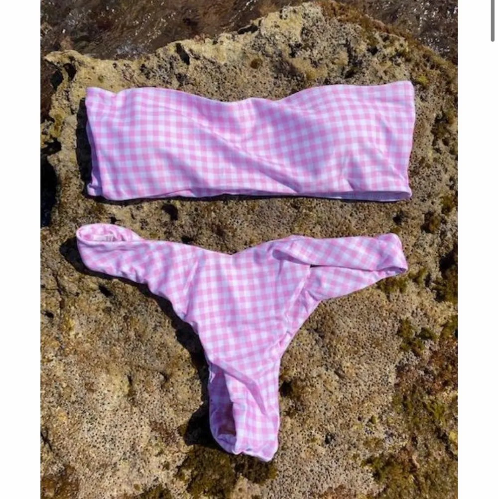 Superfin helt oanvänd rosa bikini från design by si💗 säljer för att jag råkade köpa två, skriv vid fler frågor eller bilder!. Övrigt.