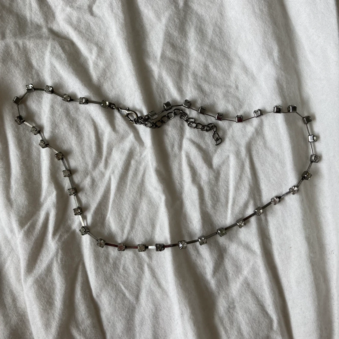 Strass-halsband! Silver och diamanter. - 90