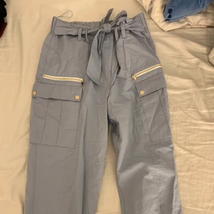 River island kostymbyxor  - Storlek L, 30kr