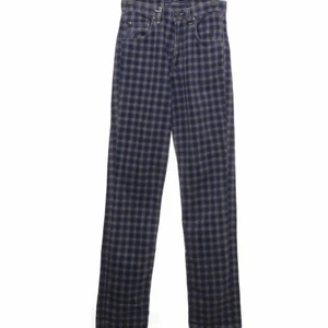 Vintage rutiga byxor - Skitballa vintage rutiga byxor köpta på humana. Passar till typ allt och är ett riktigt statement piece!! Storlek 34 men tror det är i men storlek för de passar mig som är s/m!