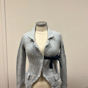 Odd Molly kofta Blå/vit - Kofta i storlek 0/ XSS