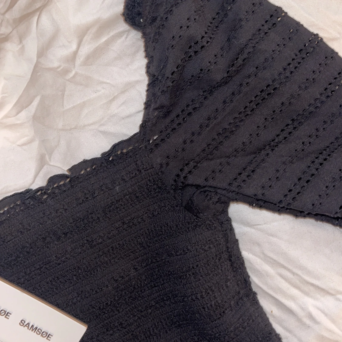 Off shoulder topp med spets ärmar  - 91